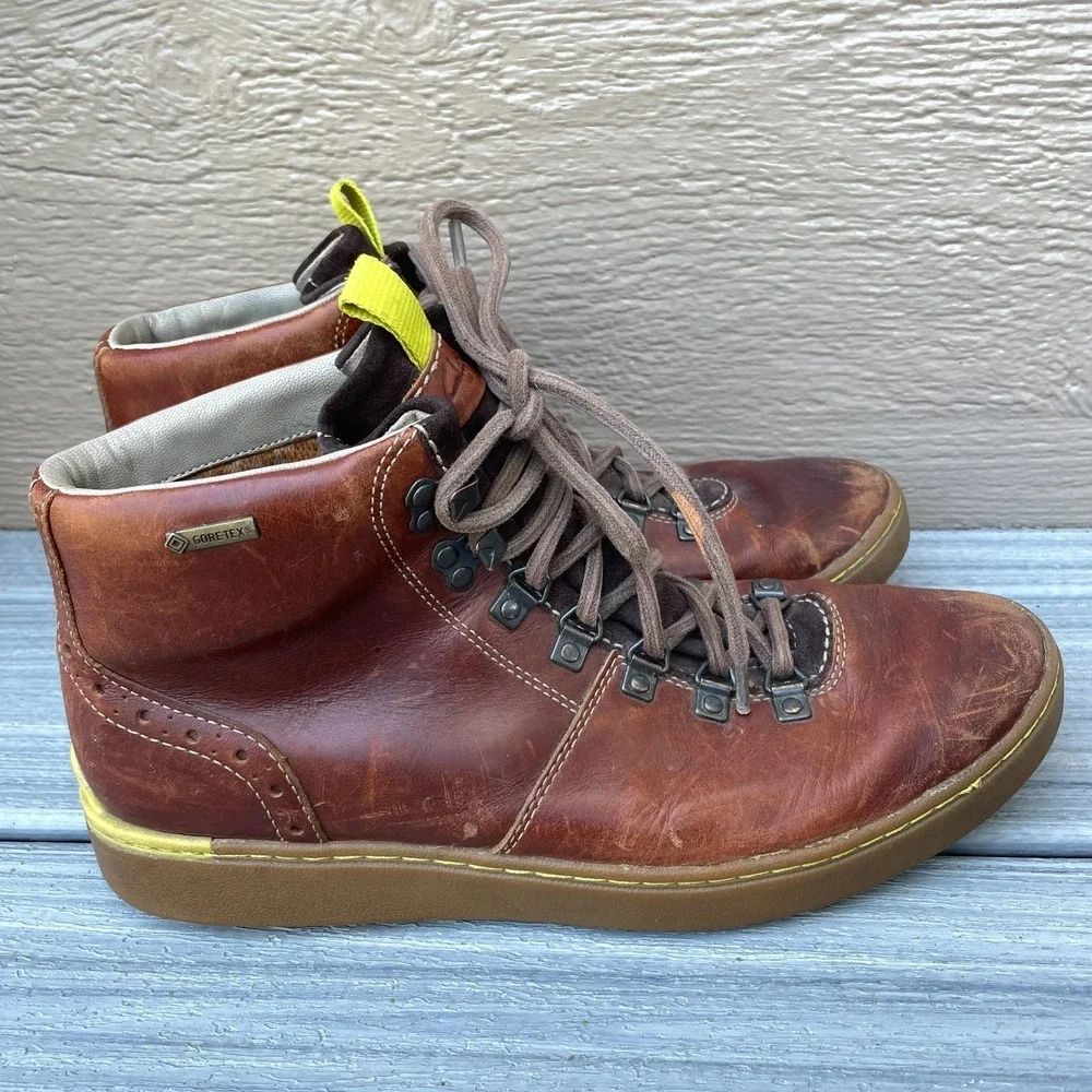 Clarks Men's Size 12M Brown Leather GORE-TEX  Ankle Boots Lace-Up Round Toe